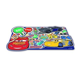 Prostírání plastové tvarované CARS L 43 x 29 cm Dětské plastové prostírání tvarované s dekorem CARS udělá určitě radost každému dítěti. Výhodou prostírání je dobrá omyvatelnost