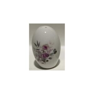 BANQUET Solnička ROSE 8 cm Solnička ROSE s krásným květinovým vzorem o výšce 8 cm se hodí pro dochucování pokrmů při všedních i svátečních příležitostech. Solnička je vhodná pro ruční mytí. S tímto dekorem si můžete zakoupit i další produkty a vytvořit si tak krásnou  servírovací sadu.