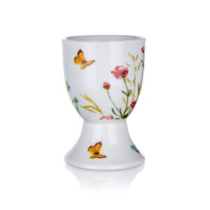 BANQUET Stojánek na vajíčka MEADOW 7 cm Srtojánek na vajíčka MEADOW s krásným květinovým vzorem o výšce 7 cm se hodí při všedních i svátečních příležitostech. Stojánek na vajíčka je vhodný do mikrovlnné trouby i myčky. S tímto dekorem si můžete zakoupit i další produkty a vytvořit si tak krásnou servírovací sadu.